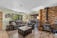 Recently Acquired Property That's a Work in Progress - 2星級