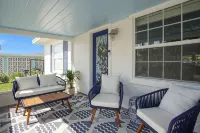The Beach Bungalow - 4-Star