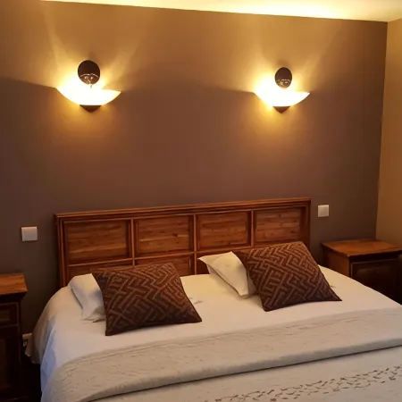 Logis Hotel les Sapins
