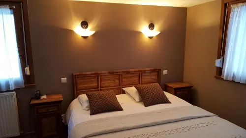 Logis Hotel les Sapins - 2-Star