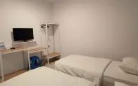 Sleep Well  Guesthouse - 2 ดาว