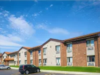 Baymont by Wyndham Joliet Hotels in Will County