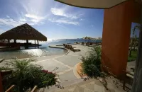 Casa Bella Beachfront. in Town. White Sandy Beaches & Palmas Pickleball Nextdoor - piscine