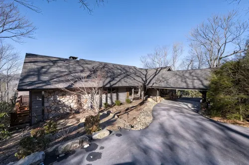 The High House - an amazing 5 STAR LUXE mountain retreat in Highlands/Cashiers - 5-Star