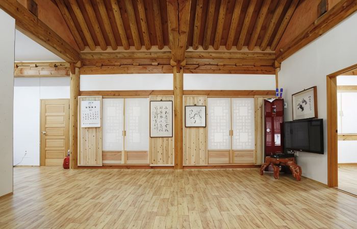 Gurye Unjoru Makdungi Hanok Stay
