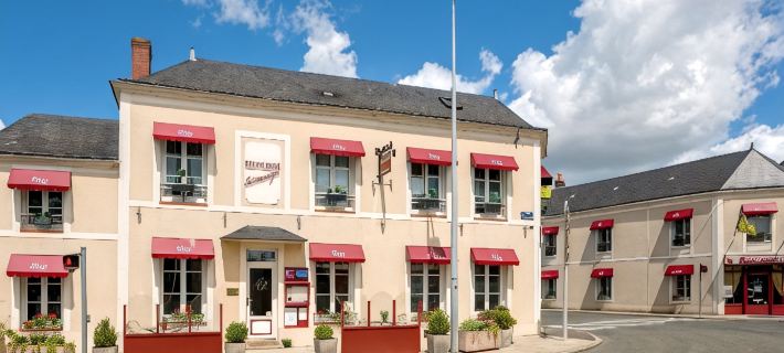Logis la Renaissance Hotels in Sarthe