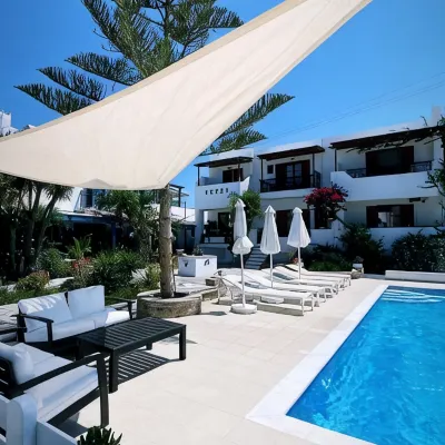 迪娜納克索斯公寓 阿喬普羅柯皮歐斯海灘（Agios Prokopios Beach）附近的飯店