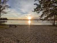 Beautiful home with 150ft sandy beach and private boat launch on Big Sebago!!!!! - 무료 와이파이