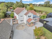 Luxury Spa House | Heated Pool | Spa Facilities Hotels in 
