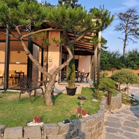 Cheonan Stay Daejeong Lake