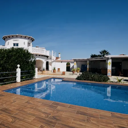 Family Villa Els Poblets Отели в г. Эльс-Поблетс