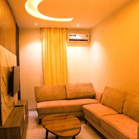 Motion Hotel and Suites