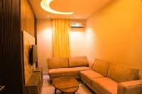 Motion Hotel and Suites