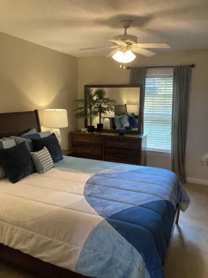 Charming 2-bdrm house with AC, WiFi in Cherokee Village with amazing river views