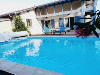 Landes villa with swimming pool - 3 tähden