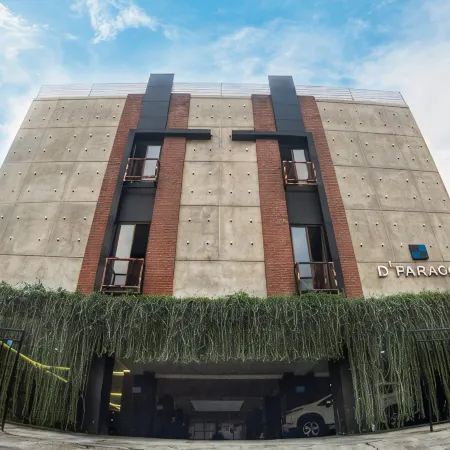 Dparagon Pogung F Hotels in Mlati