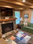 Charming 4-bedroom farmhouse w/ WiFi, AC in lovely Eastatoee Valley, Sunset, SC. - 3 estrellas