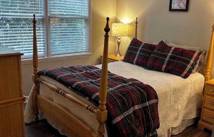 Relaxing retreat on Otter Falls with views of Grandfather Mountain.