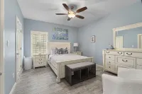 Beautifully decorated 2 bedroom cozy apartment