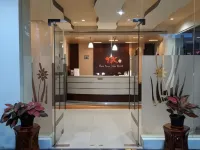 Tanjung Karang Hotel - parking