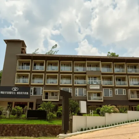 Treebo Sky Vista Suites with Hill View