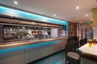 The Coast & Country Hotel Collection - bar