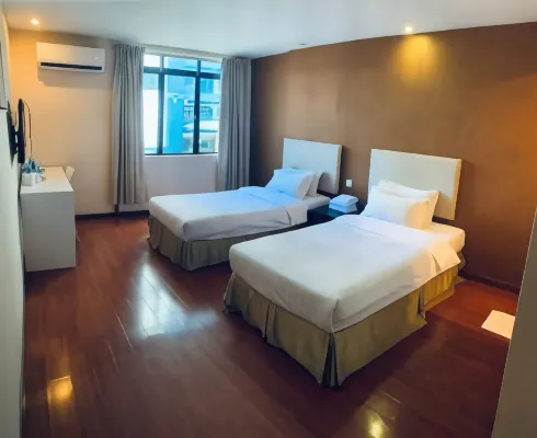 MCity Inn - 2-Star