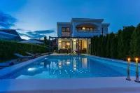 Luxury City Villa Trogir - Villaer