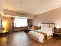 Hub Hotel Chiayi โรงแรมใกล้เขื่อนเหรินอี้ถาน
