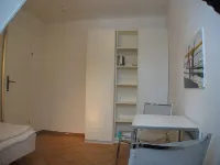 Vacation apartment in a thatched house, directly on the beach for 2-4 people - balcony