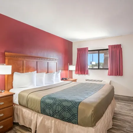 Econo Lodge Cedar Rapids South