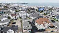 Hampton Beach ♡ Ocean Retreat - Steps From The Sand and Strip! - 3성급