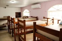 Hostel Leal Loyalty - Hostels