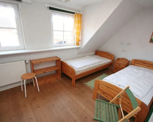 Komf. Apartment, 5 pers., 3 bedrooms, 2 bathrooms, near Sankt Peter-O. , right on the dike Hotels in Tonning