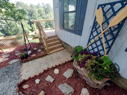NEW! Lakefront Cabin-Mnt View-Hot Tub-WIFI-Prime Location-Bryson City/Cherokee - 발코니