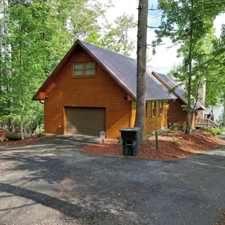Water-Front Yr-Around, Cabin on Lake Nottely