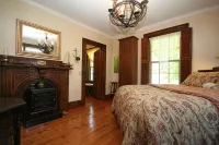 Fisherman's Daughter B&B - 4-Star