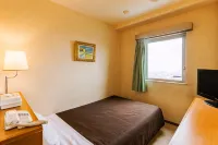 Komagane Premont Hotel - parking