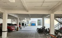 King Royal Hotel - Bãi đậu xe