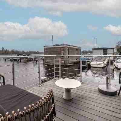 Spacious 120m2 Watervilla With Sauna Near Amsterdam And Schiphol. Others
