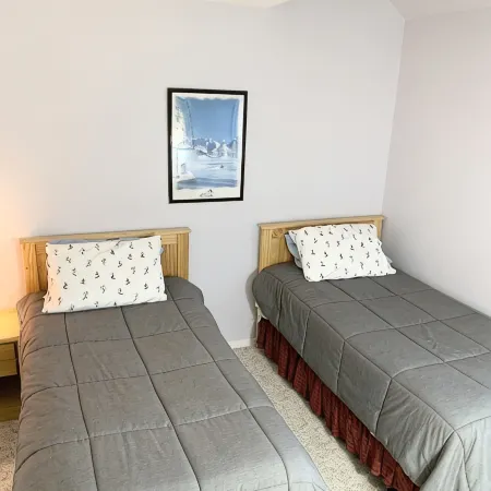Year Round Green Mountain Escape - Ski - Swim - Tennis - Hike - Golf