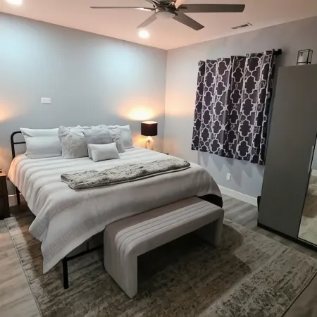The Narnia Gateway on SLC's East Bench, mins from World Class Skiing, Sleeps 8