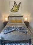 Cozy and close to downtown Port Clinton, Jet Express to Put-In-Bay and fishing! - 4-Star