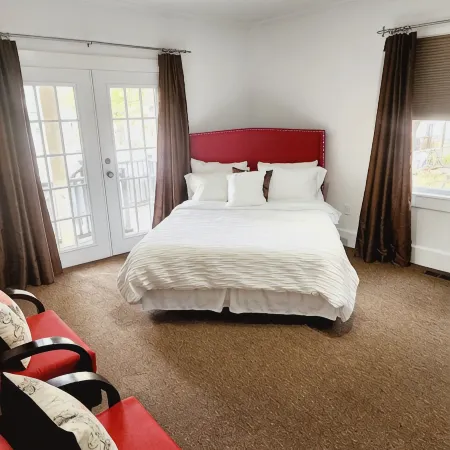 Comfortable and conveniently located.