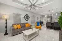 Peaceful Cozy Hideaway Unit #1