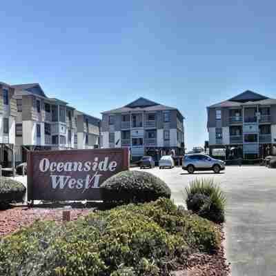 Condo with Ocean Views! Steps to the Sea! Sleeps 8. the Complex is Oceanfront! Hotel Exterior