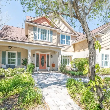 7Bd/5BA, Heated Pool @ the Beach! Game Garage, Mini Golf, & More! 10Min to DT