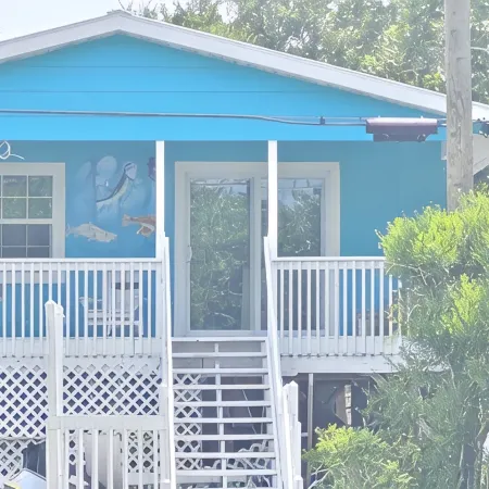 Little Gasparilla Island a 2-bedroom cottage wth WiFi and AC on a private island