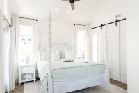 Elegant Cottage on the Bluff Downtown Fairhope (B) - 5-Star