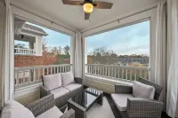 Beautifully Updated Penthouse Condo in West Cary